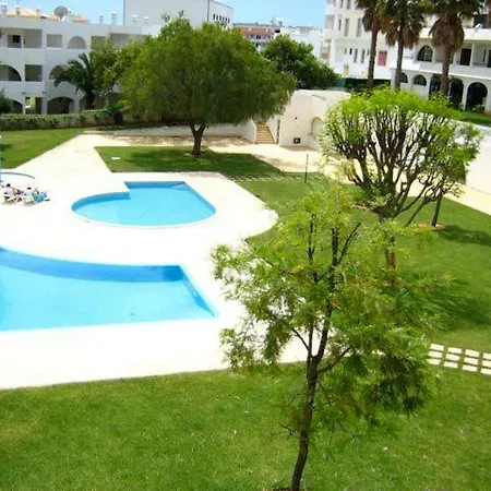 Apartment Oura Estrela