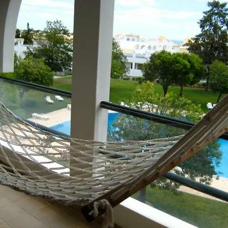 Apartment Oura Estrela *